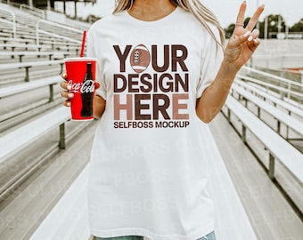 Mockup de camiseta branca Comfort Colors - Futebol, Outono (Imagem digital)