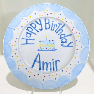 Hand-Painted Birthday Plate for Boys –Blue Custom Name Keepsake with Cake & Confetti –Ceramic Gift Idea for First or Toddler Birthdays| P047