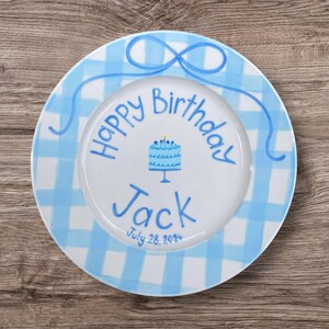 Blue Birthday Plate for Kids–Custom Name & Date–Hand-Painted Ceramic Keepsake with Cake Illustration–Special Gift for Boys&#39; Birthdays | P046