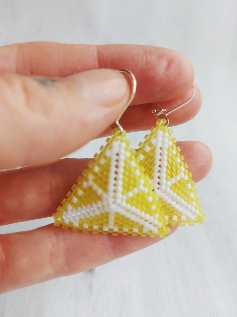 Citrus Slice Peyote Triangle Earrings Lemon image 1