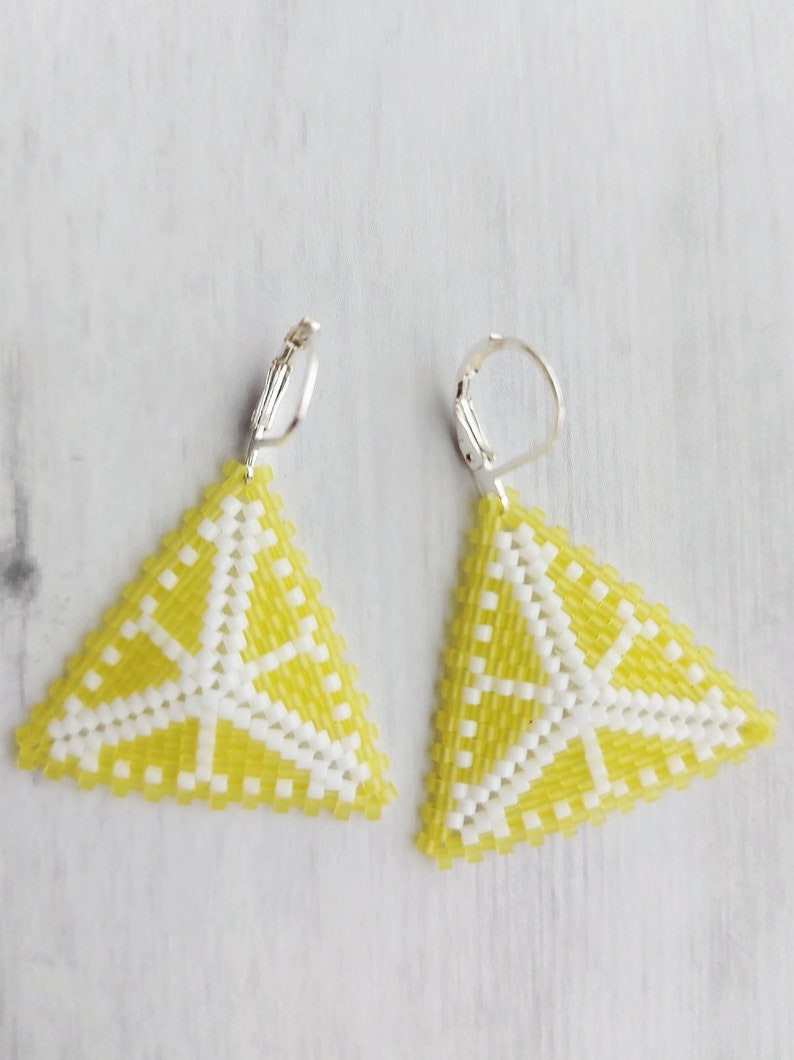 Citrus Slice Peyote Triangle Earrings Lemon image 2