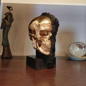 Marcus Aurelius: Memento Mori, Roman Stoic Emperor Bust | Ancient Rome | Office Decor Gift | Roman Empire | Skull | Stoicism | 20cm (8in)