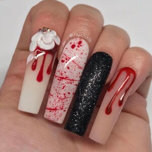 Halloween Bleeding Rose Press On Nails RIYNAILS