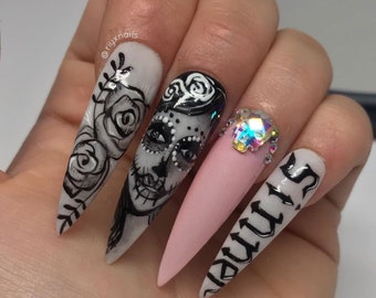 Extreme Nail Art Grunge Skull Custom Press On Nails