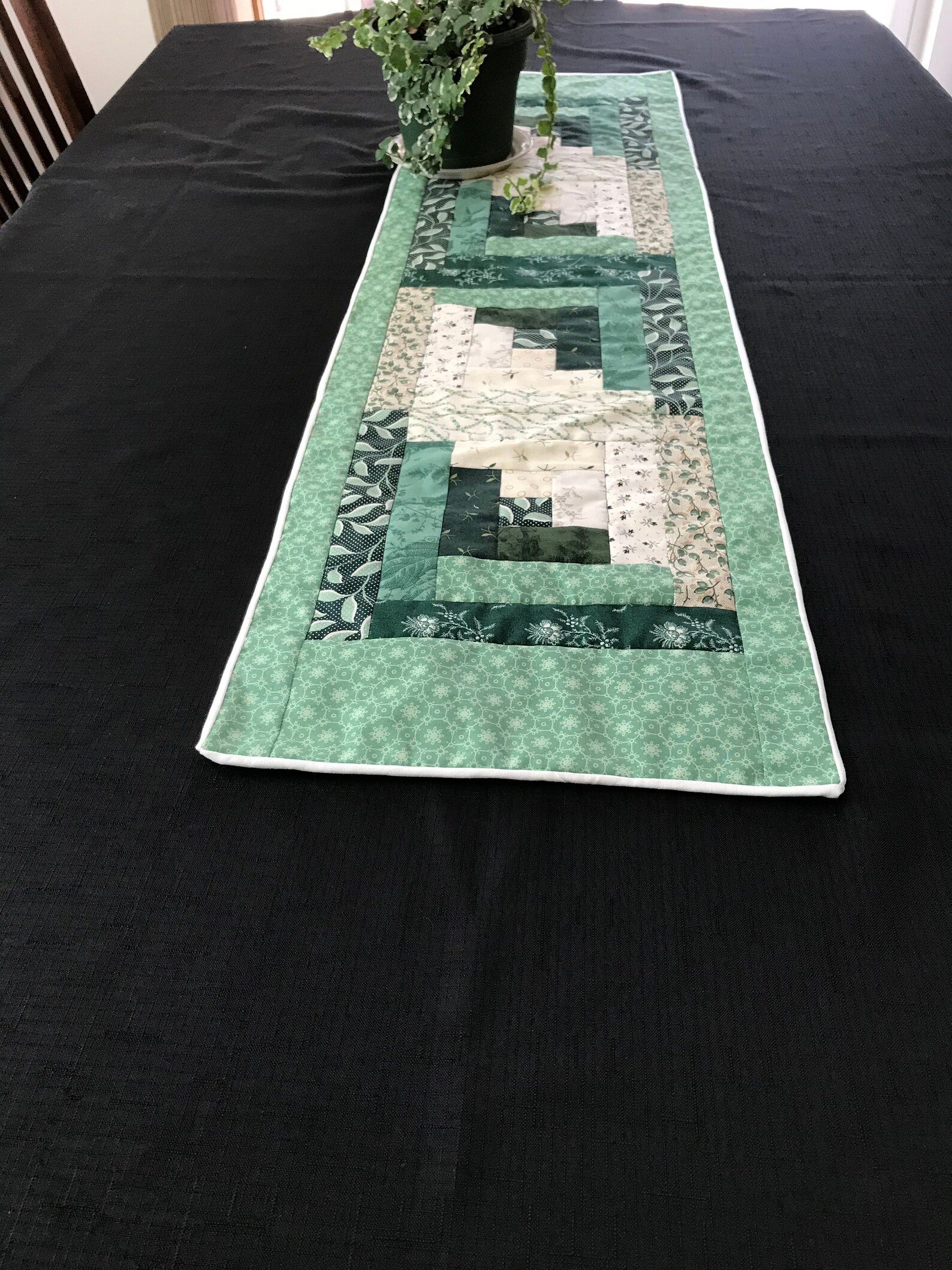 Quilted Green Log Cabin Table Runner Etsy