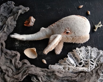 Peluche de ballena blanca. Peluche. Hecho a mano, con temática oceánica. Regalo para niña de 4 años. Regalo de inauguración de casa.