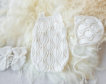 Knit Newborn Girl Boy Set,Cotton Baby Romper Bonnet Socks Outfit,Coming Home Knit Set,Newborn Photography Prop,Infant Shower Gift Set