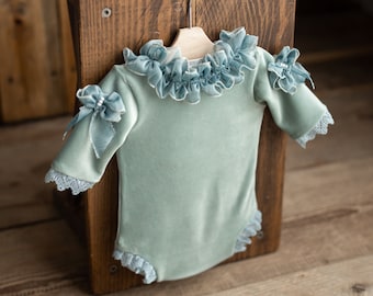 Newborn Girl Romper,Newborn velvet Romper,Newborn Girl Outfit,Newborn Romper, Newborn Outfit, Newborn Photography Props,Newborn Photo Props