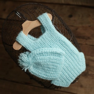 Knitted romper and bonnet,Newborn photography outfit,Pregnancy gift,newborn knit outfit,newborn props,Baby shower gift,Coming home outfit