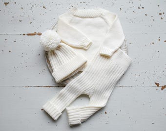 Newborn Merino Knit Set,Newborn Outfit Sweater Pants,Neutral Baby Outfit,Newborn outfit,Pregnancy gift,Knitted newborn photo props