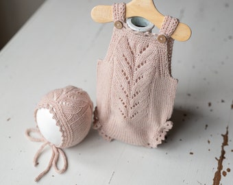 Knitted romper & bonnet,Newborn Photography Prop Set,Newborn photography outfit,Newborn girl photoshoot outfit,Pregnancy gift,Newborn props