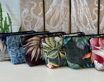 Homemade Hawaiian print zipper pouch/Made in Maui, Hawaii/ Made in the USA