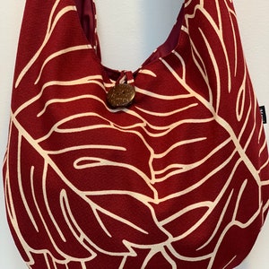 Beautiful Hawaiian print shoulder bag handmade in Maui, Hawaii/ Tropical foliage collection: Monstera in red/ Made in Maui Gifts