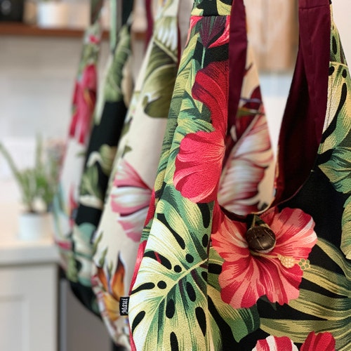 Beautiful Hawaiian Print Shoulder Bag Handmade in Maui