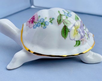 Aynsley Wild Tudor lidded turtle trinket dish.