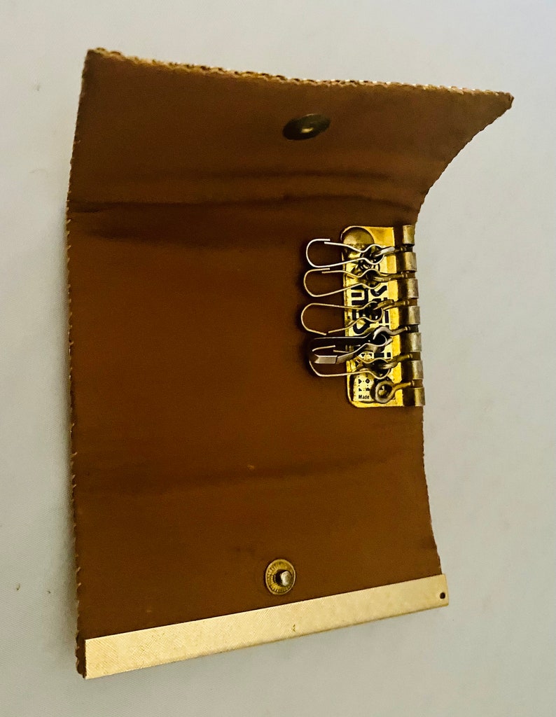 Glomesh Key Holder, gold coloured image 2