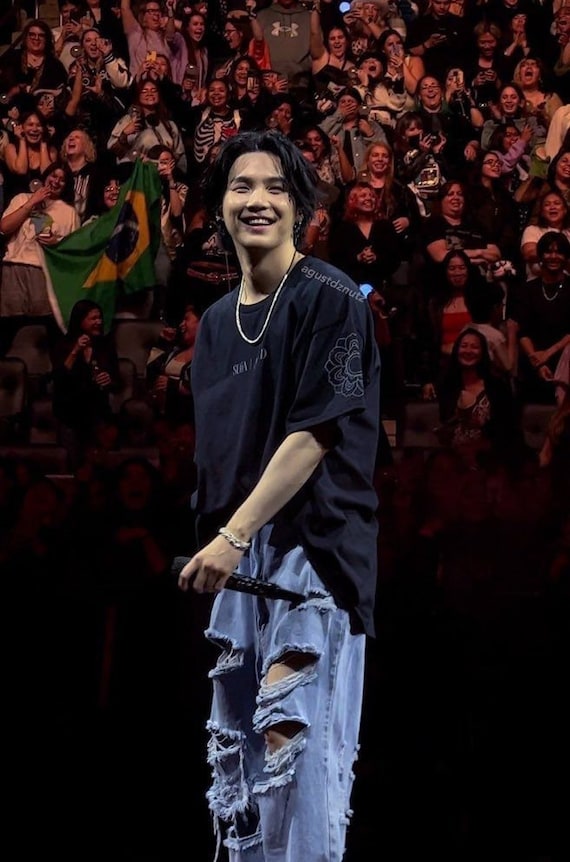 アイドル [SUGA TOUR]OVERSIZED SHIRT D-DAY AgustD BTS SUGA Agust D Tour D-DAY Oversized T-Shirt size M