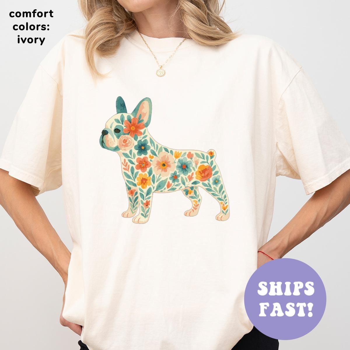 Chemise bouledogue français Comfort Colors®, chemise pour amoureux des animaux, chemise fleurie pour femme, joli cadeau pour elle, cadeau pour amoureux des chiens, chemise fleurs sauvages pour femme