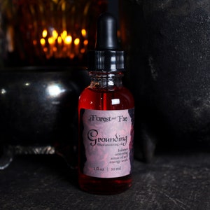 Grounding Oil | Energy Work | Shielding | Ritual Anointing Oil | Altar Oil | Spellcrafting | Witchcraft | Candle Dressing Oil | Witchy Tools