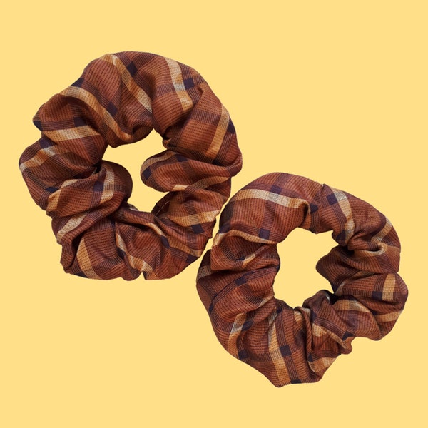 Scrunchie mit Karo Muster | Upcycling Stoffhaargummi, Retro Print