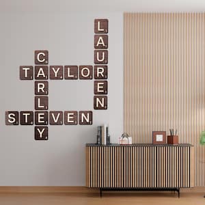 Azulejos de pared de madera con diseño de Scrabble, Arte de pared con azulejos grandes de Scrabble, Decoración de pared en 3D con nombres de familia, Letrero de pared con azulejos con letras de apellido, Decoración de pared con diseño de Scrabble