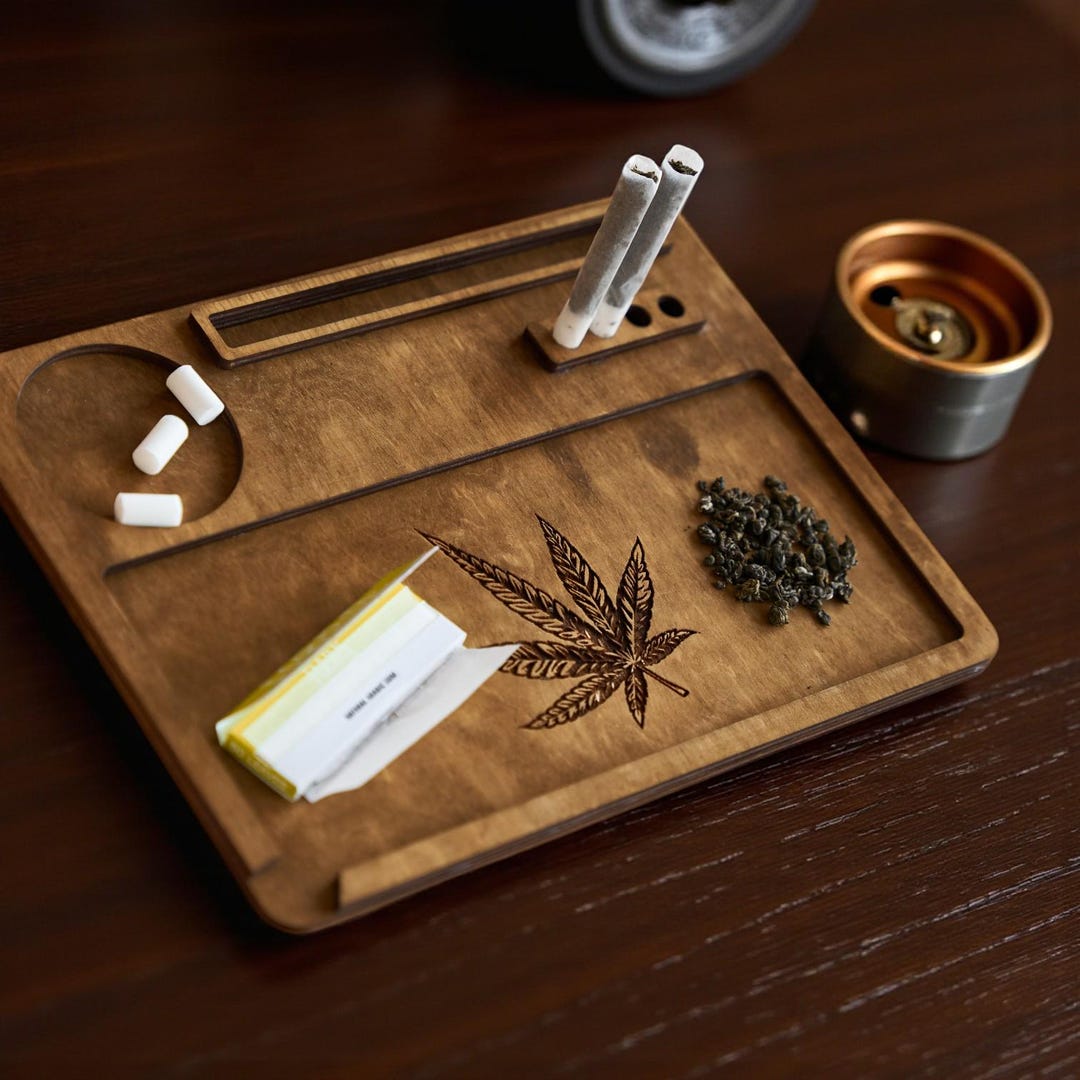 tray for rolling tobacco roygra with Magnetic Lid Set, Small Metal Tray with Lid, Cigarette Pre Roll Smoking Accessories, Portable Smell Proof Rolling Trays Smokers, Home Table Decor, 7 x 5.5 inch Great for personal use or as a gift Metal Tobacco Cigarette Rolling Tray,