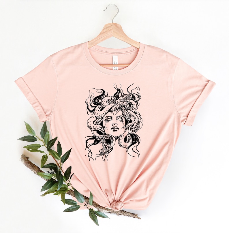 Medusa Shirt: Snake Face Goddess, Greek Mythology Tee bild 2