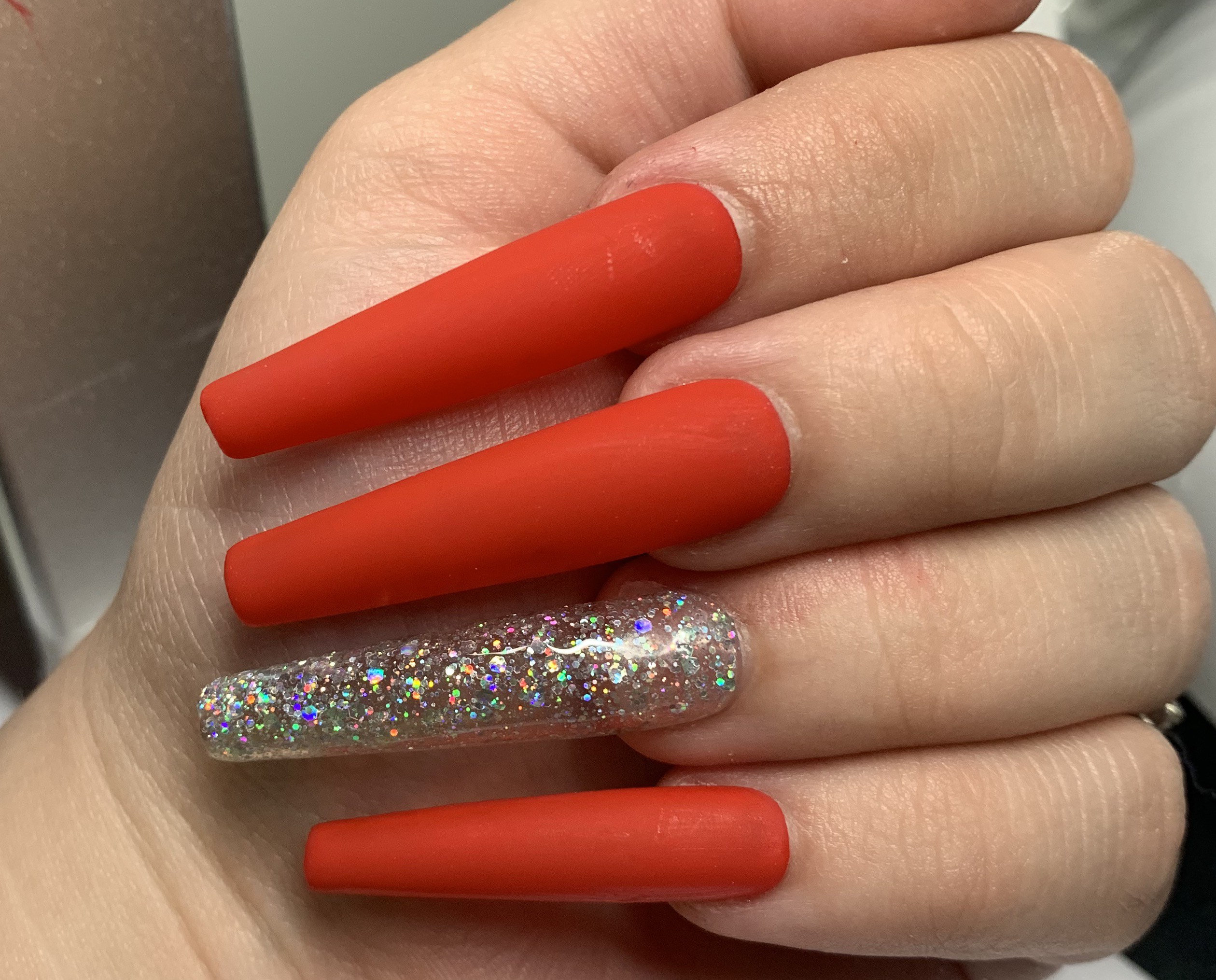Red Matte Acrylic Nails with Glitter - wide 11