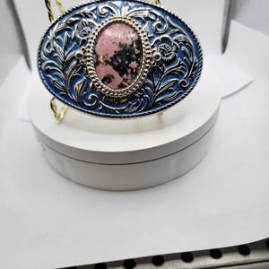Belt buckle