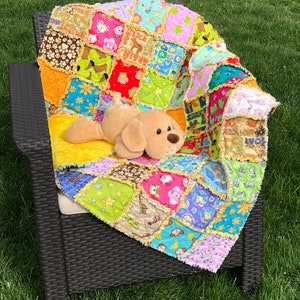 Handmade ragged baby quilt, colorful flannel baby blanket, unisex baby shower gift, baby nursery rag throw, newborn patchwork blanket