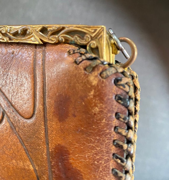 1918 Art nouveau tooled leather purse - image 8