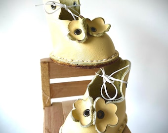 Yellow Shoes for 14 inch dolls