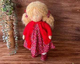 Handgemachte 40 cm Puppe aus Bio Baumwolle: Erbstück Geschenk mit Wollfüllung