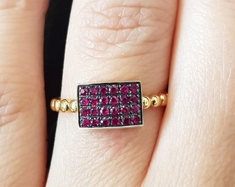 14K massief gouden robijnstenen ring voor haar, vierkante robijnrode ring, elegante gouden robijnrode ring, luxe geboortesteenring, sierlijke robijnrode sieradencadeaus