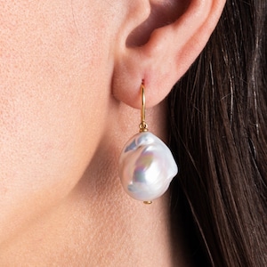Orecchini in oro giallo 18 carati con perle barocche, eleganti orecchini pendenti con perle naturali, gioielli raffinati di lusso, goccia di perle iridescenti unica