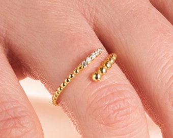 Anillo elegante de oro de 14 quilates con diamante: anillo espiral hecho a mano