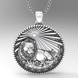 Leo Sign Necklace, Medallion 925 Sterling Silver, A Detailed and Stylish Souvenir, Unisex Horoscope Accessory
