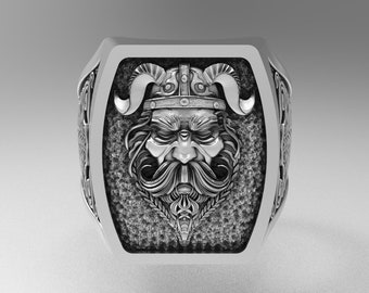 Oxiderad sterlingsilverring med vikingatecknet Odin: Skandinavisk mytologi