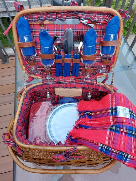 Highlander Picnic Basket, Deluxe Hamper, Service … - image 7
