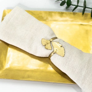 Anelli per tovaglioli Ginkgo / Anelli per tovaglioli in ottone / Porta tovaglioli a forma di foglie / Set di 4 anelli per tovaglioli Ginkgo / Anello per tovaglioli da matrimonio / Porta tovaglioli in oro