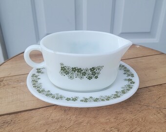 Pyrex Crazy Daisy/Spring Blossom Gravy Boat With Underplate   Gravy Boat Measures 5-1/2" L