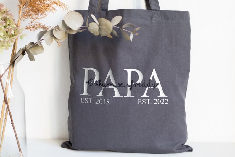 Personalisierte Baumwolltasche PAPA Grau mit Silber, Tasche Papa mit Kindernamen, individuelle Geschenkidee, Jutetasche aus Baumwolle Bild 4