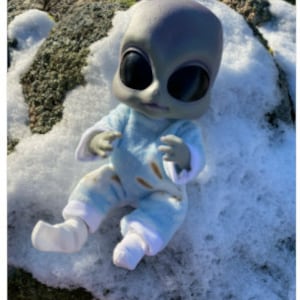 14 inch realistic reborn baby Alien doll hand-detailed painted | Etsy