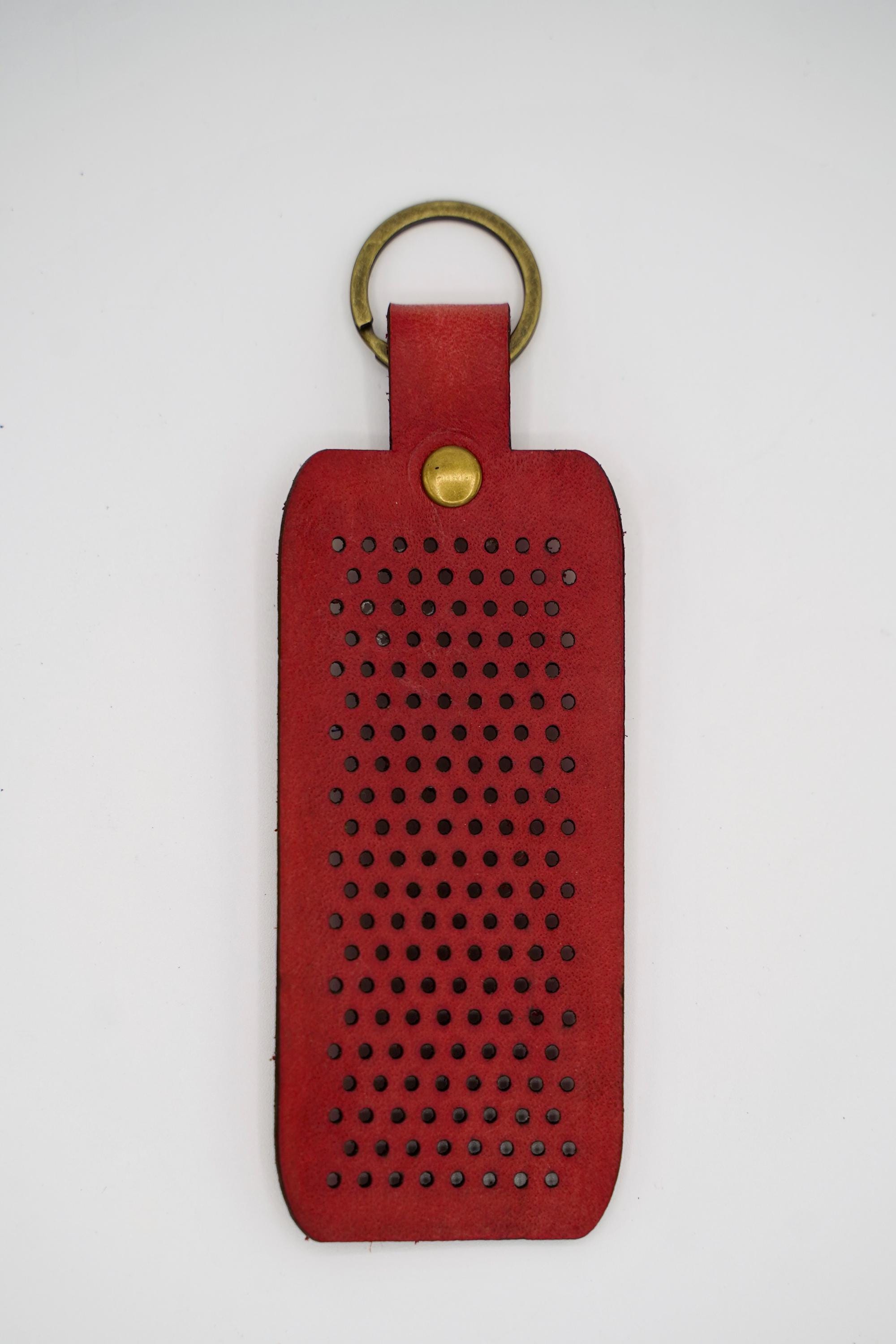 Leather Enamel Pin Holder Keychain, Portable Pin Display for Bag
