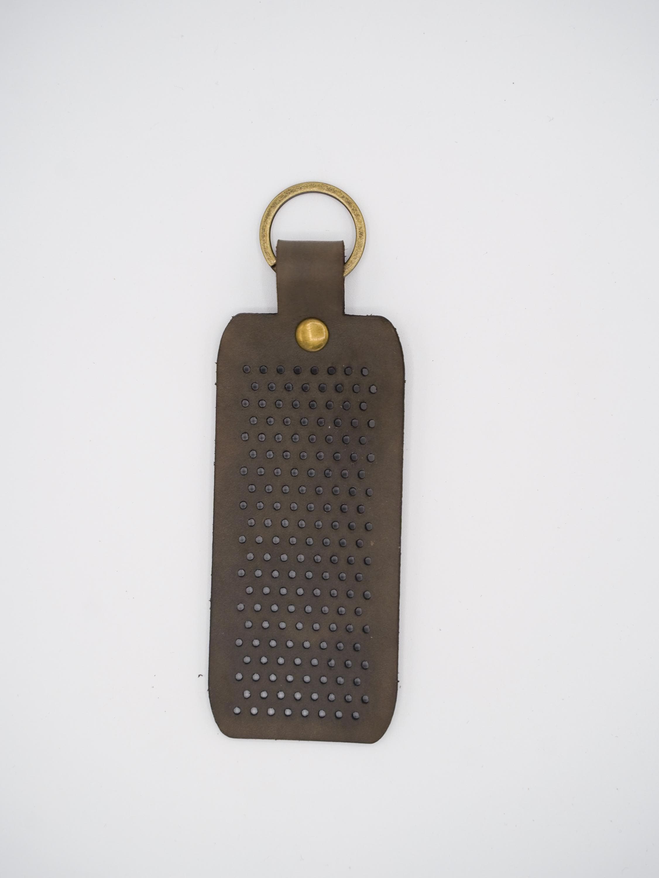 Leather Enamel Pin Holder Keychain, Portable Pin Display for Bag