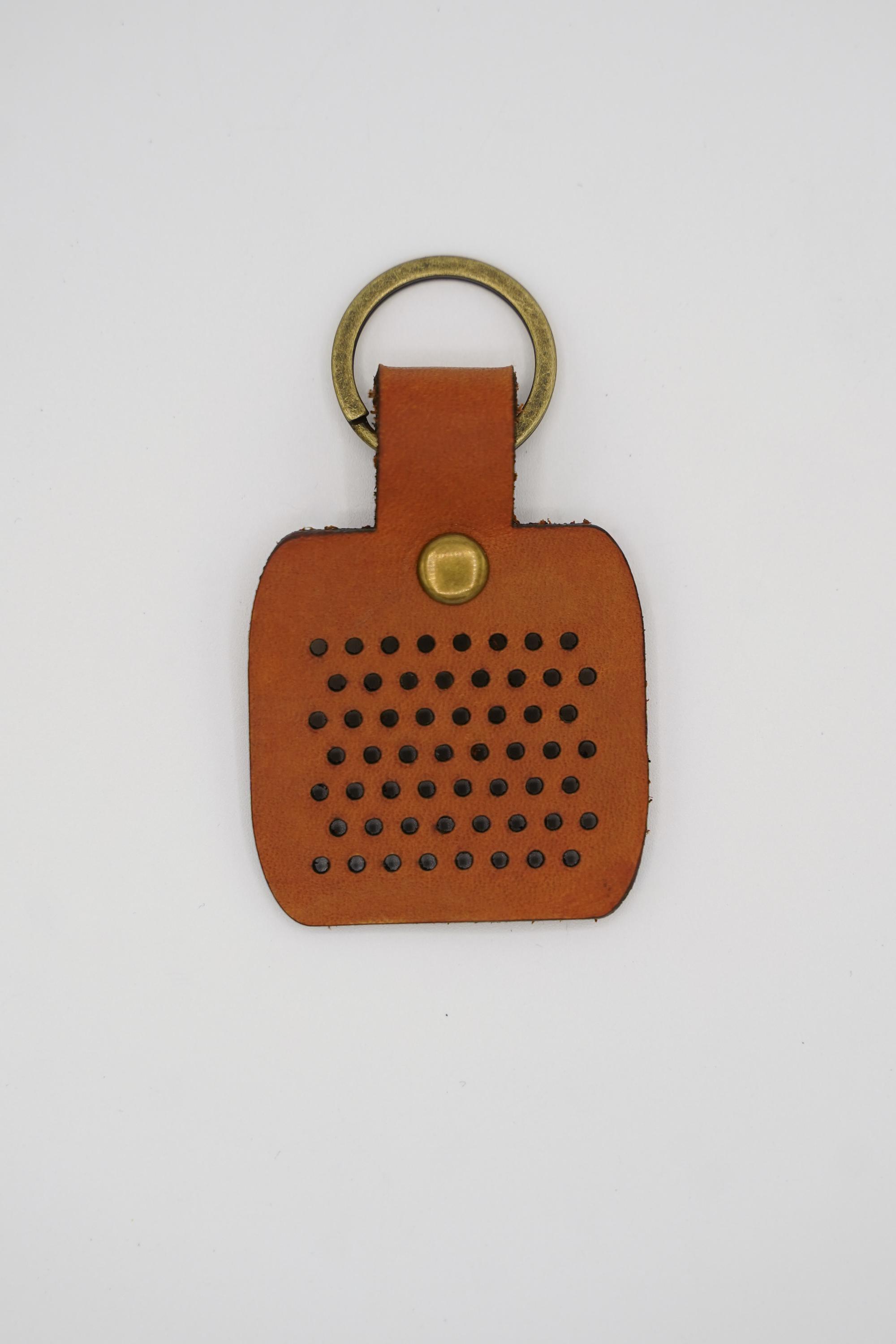 Leather Enamel Pin Holder Keychain, Portable Pin Display for Bag