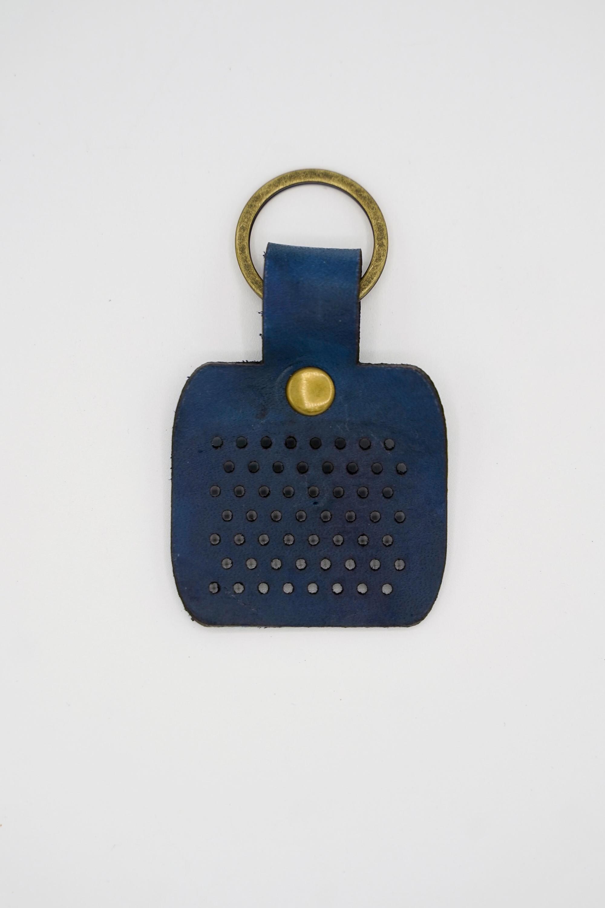 Leather Enamel Pin Holder Keychain, Portable Pin Display for Bag