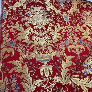 260cm (102&#39;&#39;) wide, Metallic Brocade, Floral Brocade, Church Fabrics, Liturgical Vestments