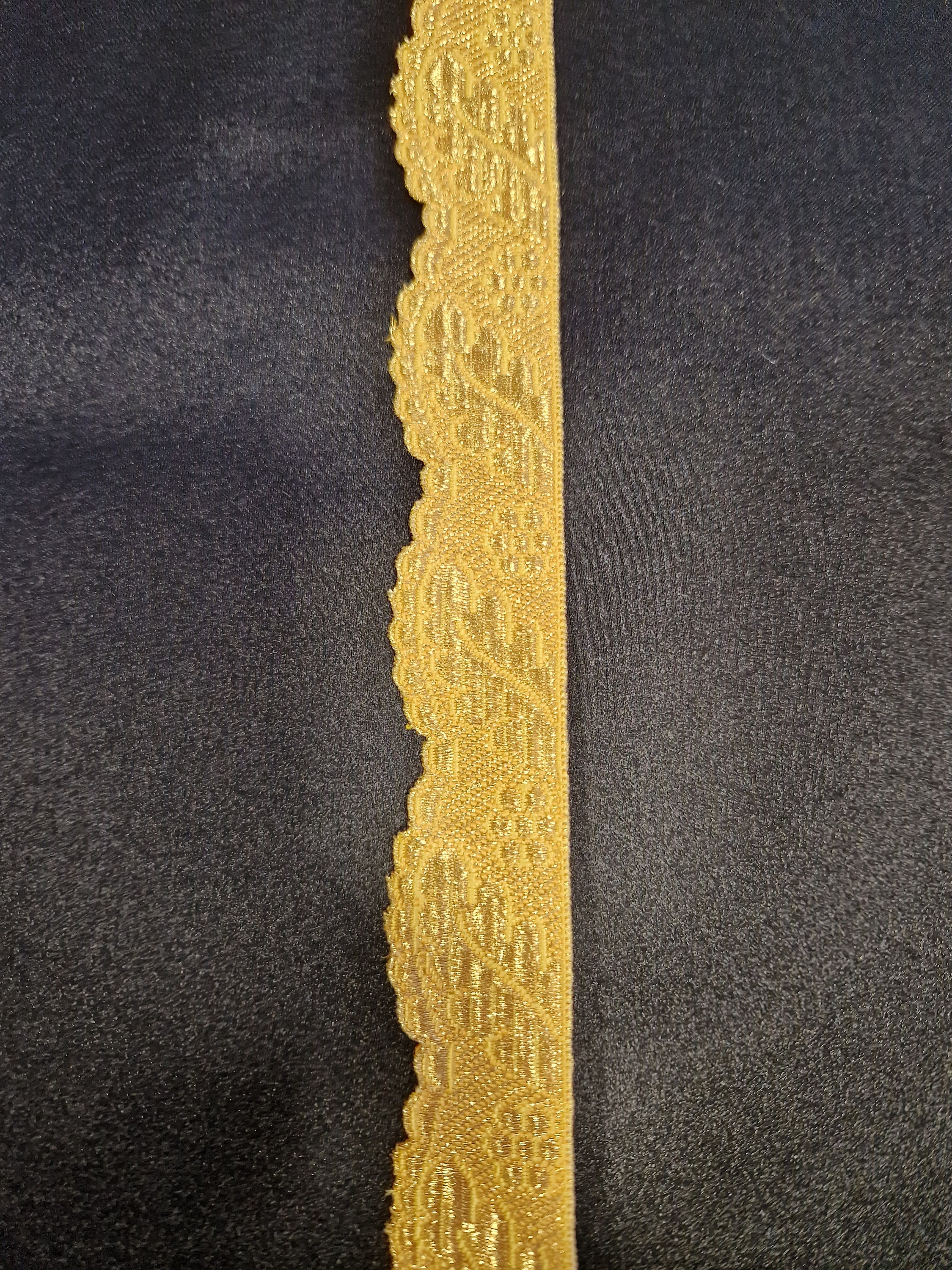 Gold Rib Trim Metallic Gold Wavy Ribbon Trim, French Style, 2.5cm - Etsy UK