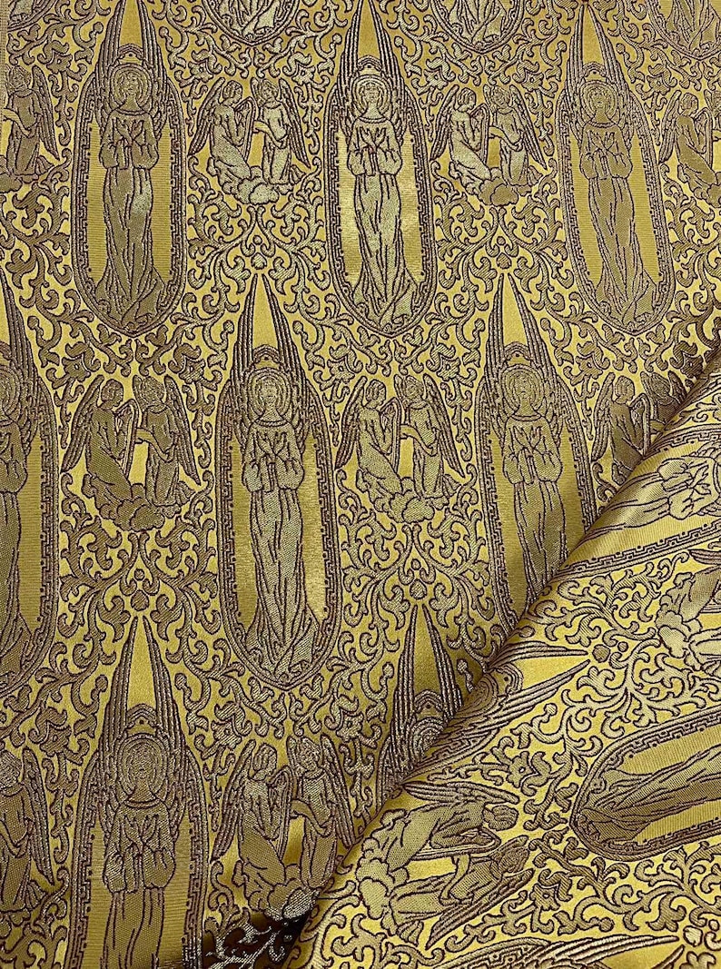 Red, White & Gold Kente Brocade with Geometric Motifs, Arrow Panels & Metallic Detailing